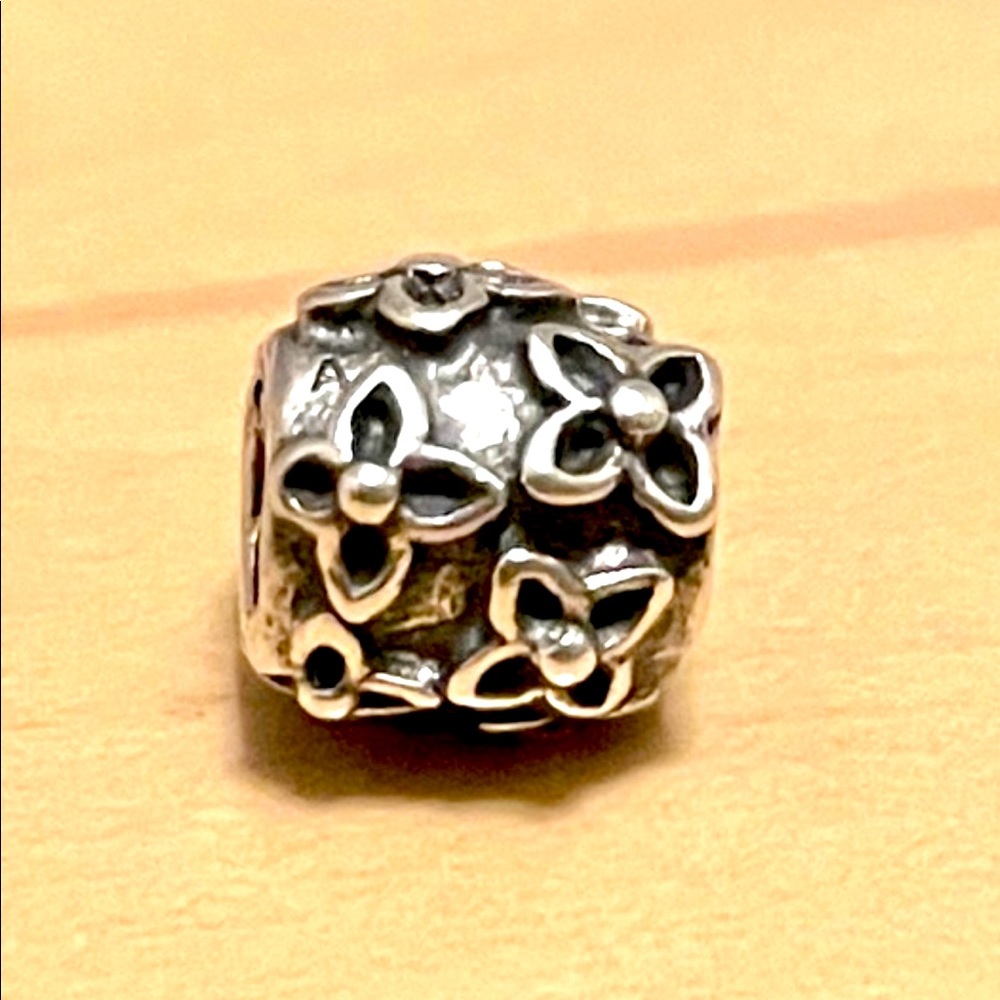 Chamilia sterling silver flower charm